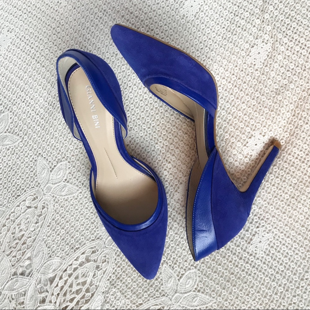 {Gianni Bini} Blue Suede Heels